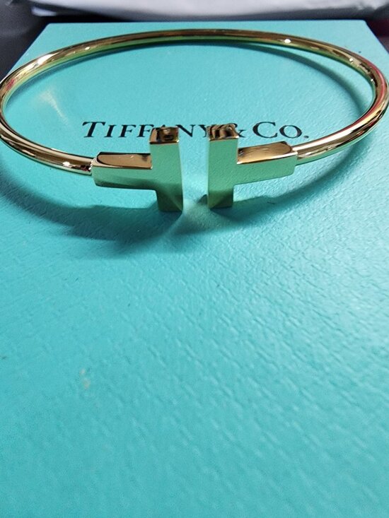 Tiffany & Co. Jewelry - Tiffany & Co. T Wire Bracelet 18k Yellow Gold